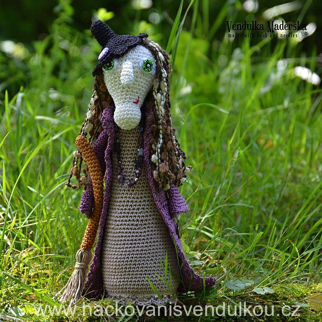 Háčkovaná čarodějka ¦ Návod na háčkování