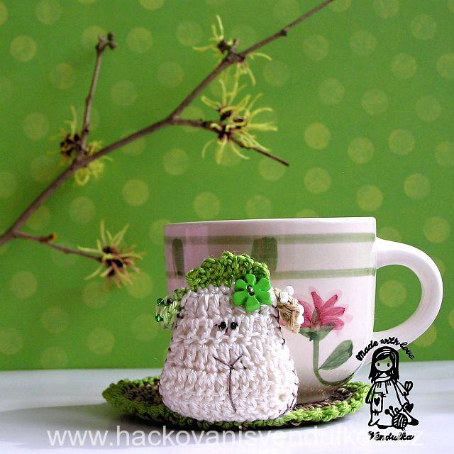 Návod na háčkovaný podšálek - ovečka