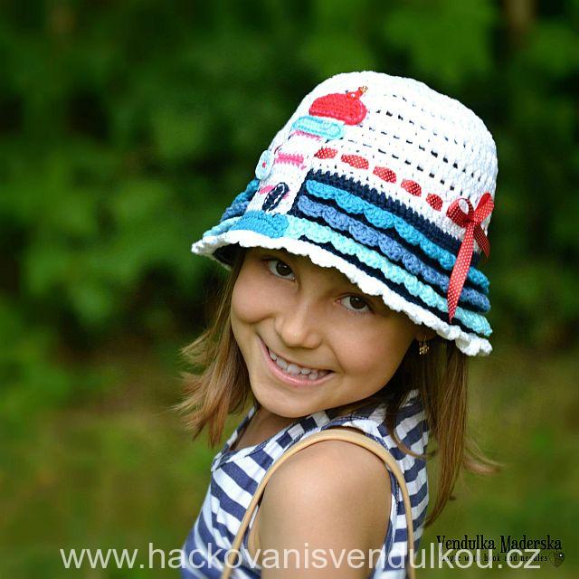 Návod na háčkovaný klobouček s majákem