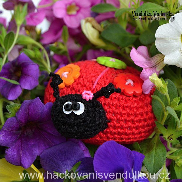 Návod na háčkovanou berušku