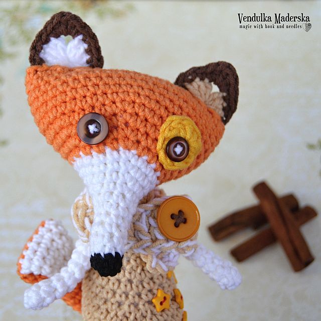 Háčkovaná lišák